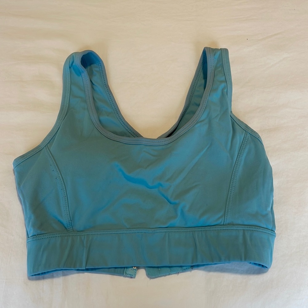 NVGTN sports bra